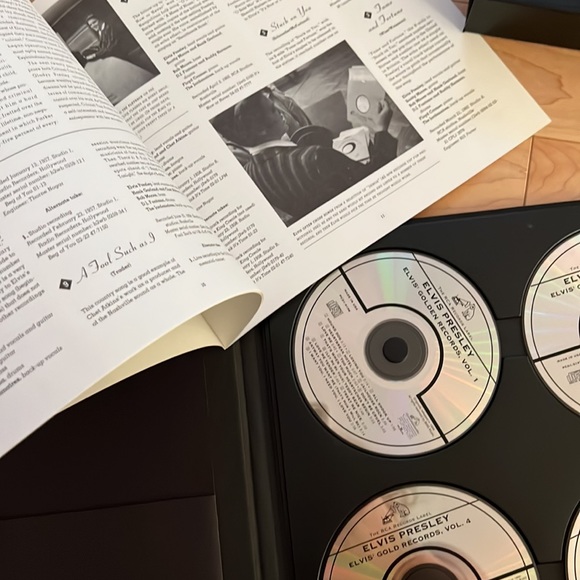 ELVIS A COLLECTION of 4 CDs, Elvis Session Notes, Elvis-His Life and Music Book - Picture 6 of 7
